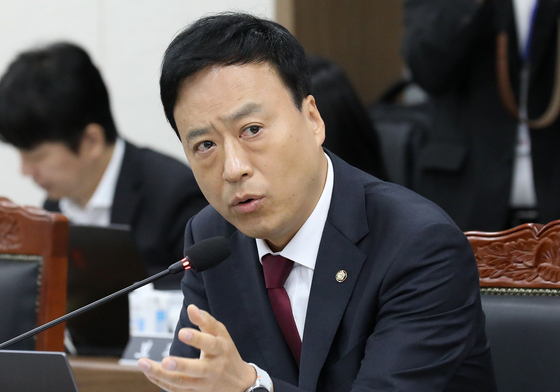 '임용고시 화장실 이용 제한' 질타…교육감들 "개선 논의할 것"