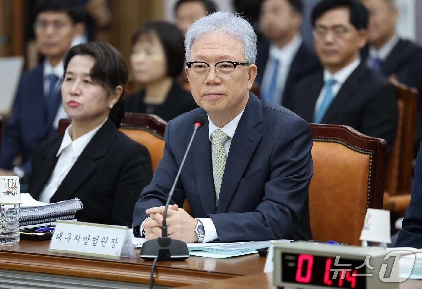 (대구=뉴스1) 공정식 기자 = 강동명 대구지법원장이 20일 대구 수성구 범어동 대구고등법원에서 열린 국회 법제사법위원회(법사위)의 대구고등·지방·가정·회생법원, 부산고등·지방·가 …