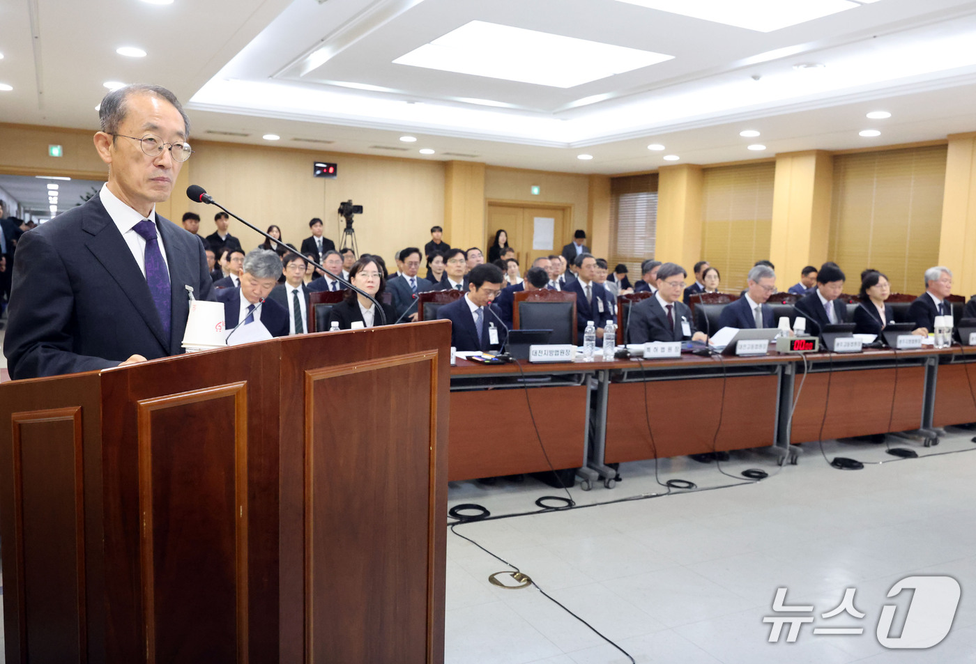 (광주=뉴스1) 박지현 기자 = 한규현 특허법원장이 20일 광주 동구 지산동 광주고등법원에서 열린 국회 법제사법위원회(법사위)의 대전고등·지방·가정·회생법원, 광주고등·지방·가정· …