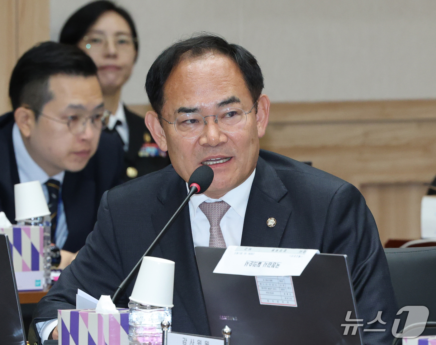 (계룡=뉴스1) 김기태 기자 = 임종득 국민의힘 의원이 20일 충남 계룡대에서 열린 국회 국방위원회의 해군본부에 대한 국정감사에서 질의하고 있다. 2026.10.20/뉴스1