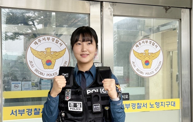 격투기 금메달리스트, 신입 여경 됐다…"하이킥보다 대화가 우선이죠"