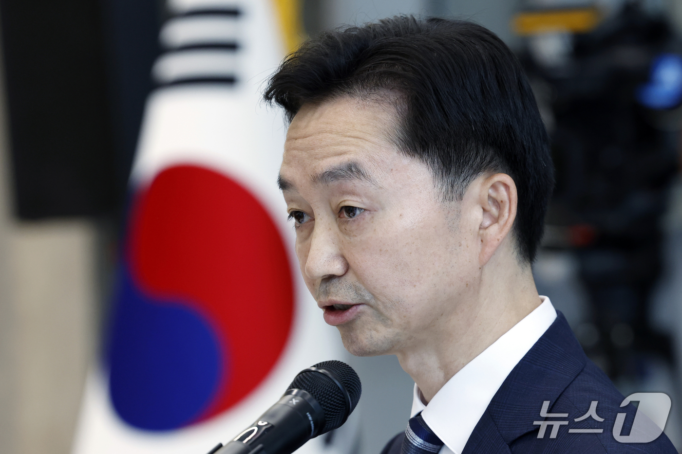 (서울=뉴스1) 박정호 기자 = 김지용 중수청장이 20일 오후 서울시 중구 수표동 중대범죄수사청에서 열린 초대 중대범죄수사청장 취임식에서 취임사를 하고 있다.  2026.10.20 …