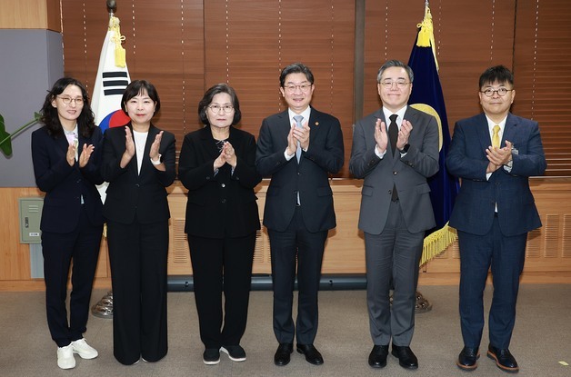 금융위, 소비자단체 목소리 더 반영한다…옴부즈만 위원장에 문미란