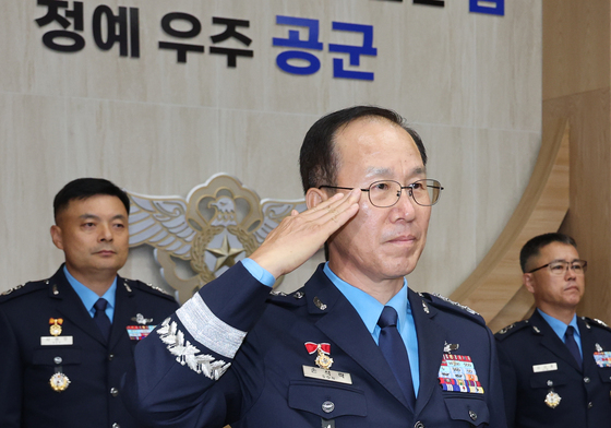 공군, 2040년대 병사 절반 감축 추진…"여성도 공군 임무 수행 가능"
