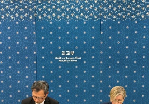 정부, 에볼라 대응·글로벌 보건안보 강화에 약 400억 지원
