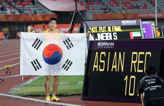 '시각장애 스프린터' 장민호, 100m 아시아 신기록으로 금빛 질주