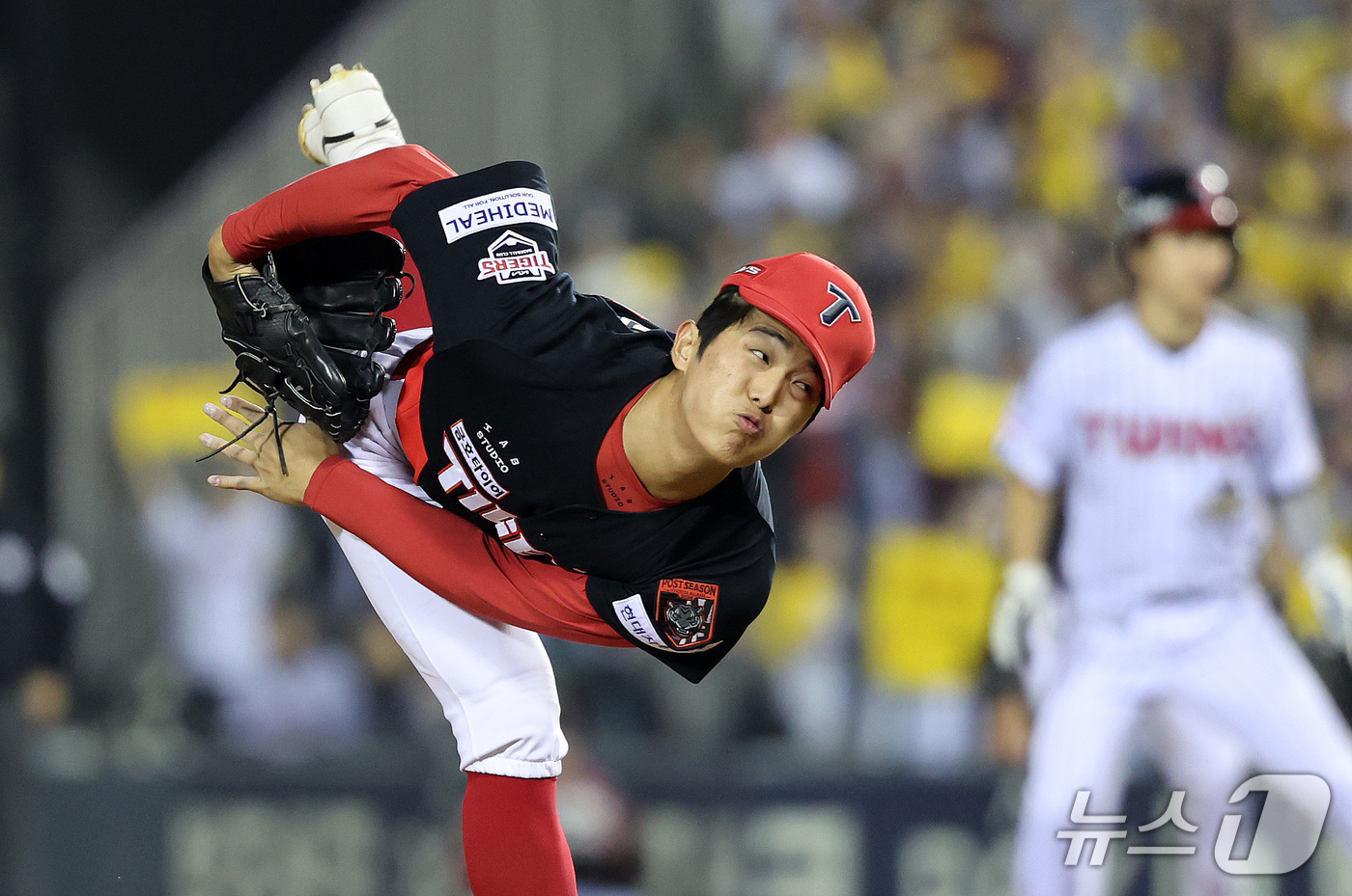 (서울=뉴스1) 박지혜 기자 = 20일 오후 서울 잠실야구장에서 열린 프로야구 2026 신한 SOL KBO 포스트시즌 준플레이오프 3차전 KIA 타이거즈와 LG 트윈스의 경기, 7 …