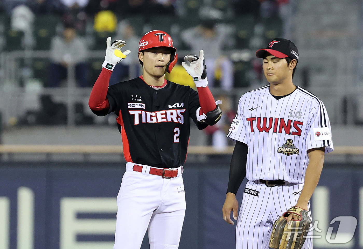 (서울=뉴스1) 박지혜 기자 = 20일 오후 서울 잠실야구장에서 열린 프로야구 2026 신한 SOL KBO 포스트시즌 준플레이오프 3차전 KIA 타이거즈와 LG 트윈스의 경기, 8 …