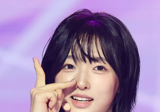 보라, 단발병 부르는 비주얼