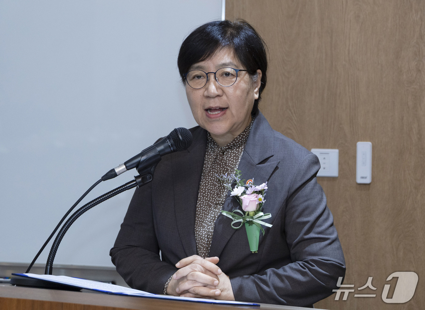 (서울=뉴스1) = 정은경 보건복지부 장관이 20일 인천 송도 연세대 국제캠퍼스에서 열린 글로벌바이오캠퍼스 실습교육장 개소식에서 축사하고 있다. (보건복지부 제공. 재판매 및 DB …