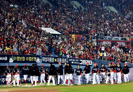 PO 진출한 KIA