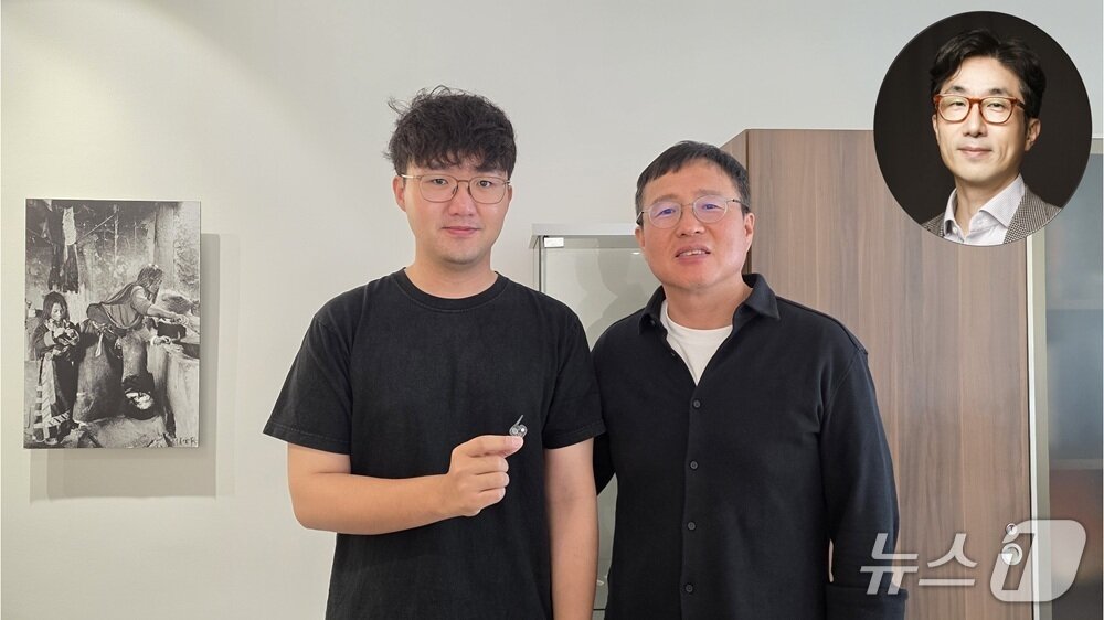 본문 이미지 - KAIST 바이오및뇌공학과 전재훈 박사과정(왼쪽), 정기훈 교수(가운데), 분당서울대학교병원 우세준 교수(KAIST 제공) /뉴스1