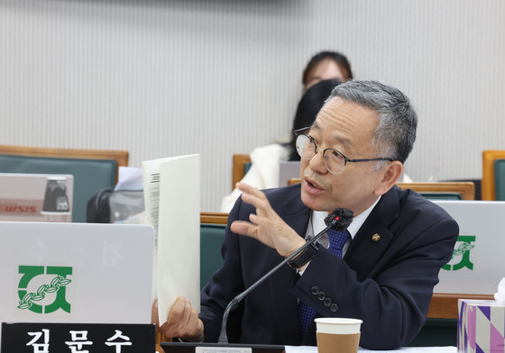 김문수 "교육부, 의대 확정 발표 늦어져…계획 세워야"