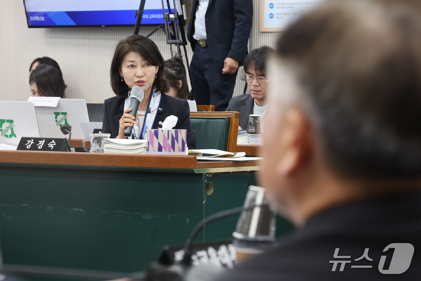 (광주=뉴스1) 박지현 기자 = 강경숙 조국혁신당 의원이 21일 전남광주통합특별시 북구 용봉동 전남대학교에서 열린 교육위원회의 강원대·부산대·전남대·충남대·한국교통대·충북대·제주대 …
