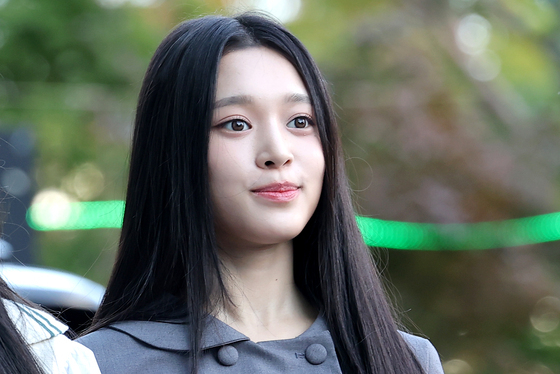 히메키, 인형이 따로없네