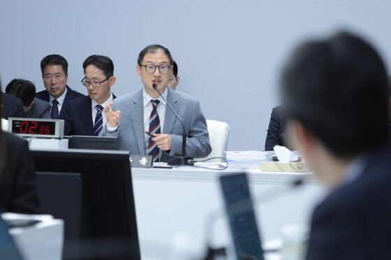 울산시 국감서 김상욱-국힘 충돌…피감 태도 논란에 퇴장·정회 소동(종합)
