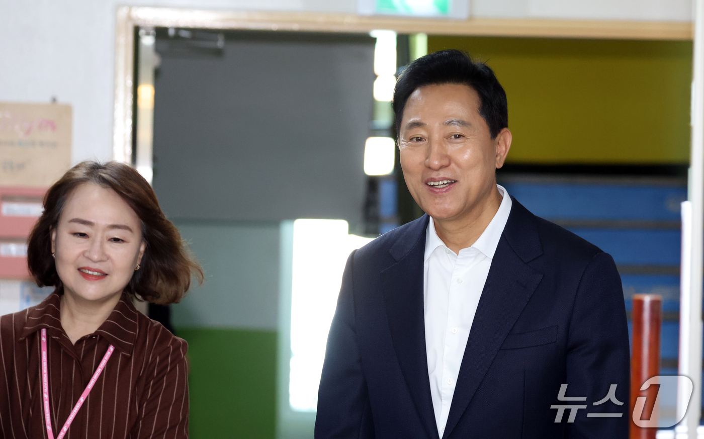 (서울=뉴스1) 김명섭 기자 = 오세훈 서울시장이 21일 오후 서울 관악구 관악건강돌봄이음센터에서 열린 통합돌봄 현장방문 및 간담회에 참석하고 있다.  2026.10.21/뉴스1