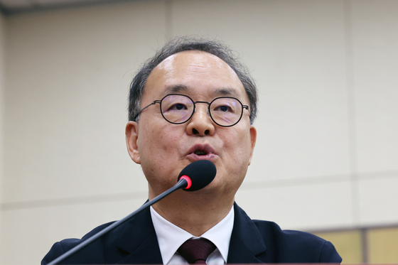 이용수 직무대행 "차기 축구협회장 선거일, 12월 18일로 준비 중"