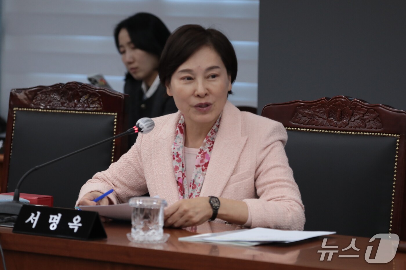 (울산=뉴스1) 김세은 기자 = 서명옥 의원(서울 강남구갑)이 21일 울산 중구 울산경찰청 대회의실에서 열린 국회 행정안전위원회 울산경찰청 국정 감사에서 질의하고 있다. 2026. …