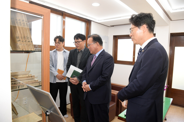'민주·인권 헌신' 홍남순 변호사 가옥, 시민 품으로…원형 복원