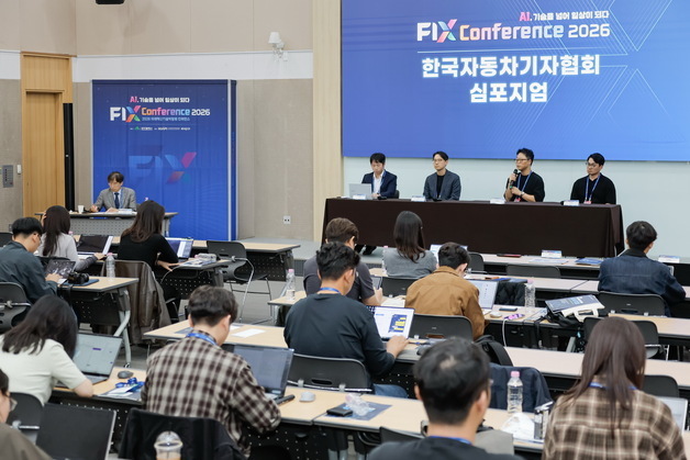 "화물 인력난, 자율주행이 해법"…보험·제도 상용화 걸림돌(종합)