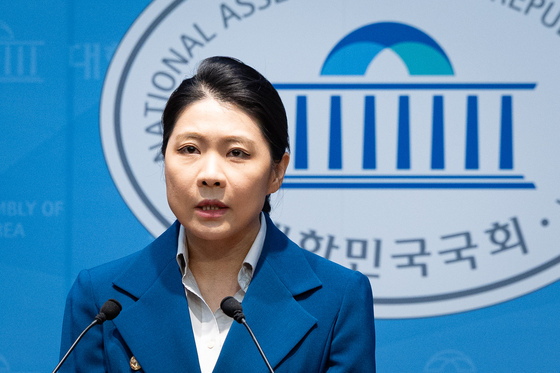 신현영 더불어민주당 대변인, 순직 소방관 추모 및 소방공무원 처우개선 브리핑