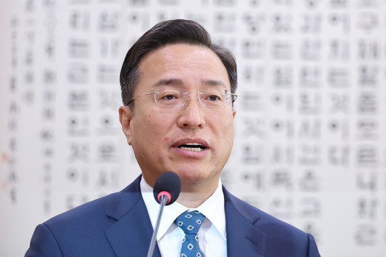 검찰청 폐지 후 첫 국감…이정현 대행 "공소청 본연 역할 다하겠다"