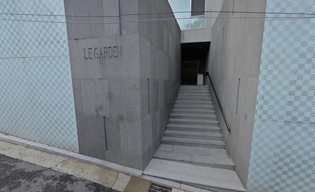 '이승기 20억 가압류' 차가원 남편 아파트도 경매행