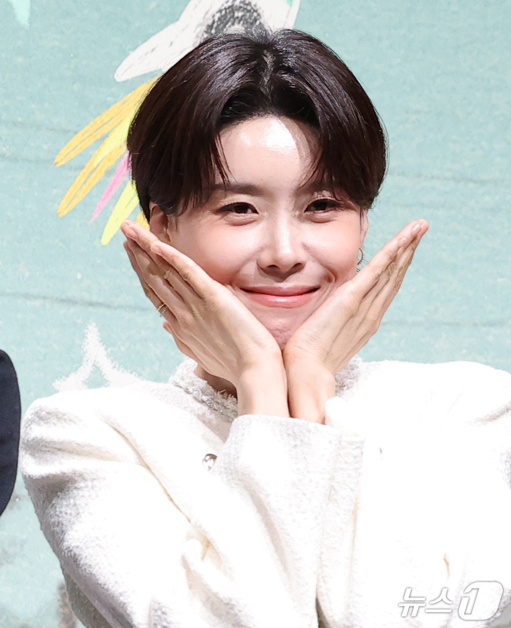 (서울=뉴스1) 권현진 기자 = 방송인 장도연이 22일 서울 영등포구 KBS 별관에서 열린 ‘백수 이세돌’ 제작발표회에 참석해 포즈를 취하고 있다.'백수 이세돌'은 2016년 알파 …