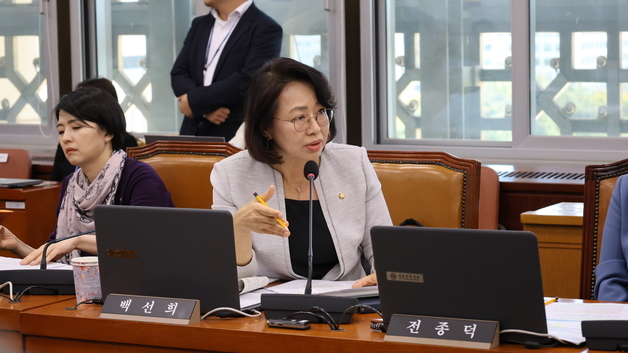 의사도, 간호사도 모자라…핵심인력 줄줄이 빠진 병원 수두룩