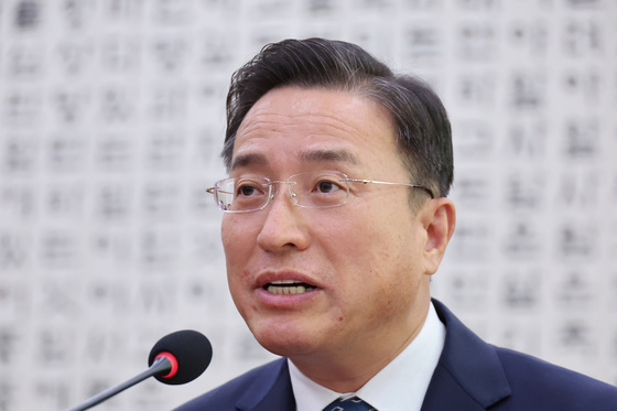 검찰총장 대행 "재판 집단퇴정 검사들, 법적 요건 못 갖췄다고 판단"