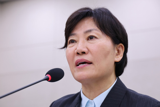 [국감] 현안 답변하는 송미령 장관