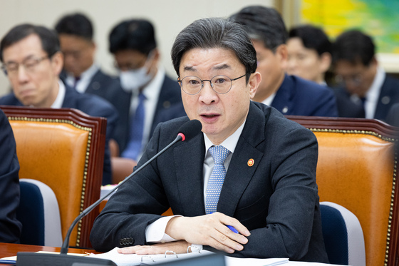 이억원·이찬진, 단일 레버리지 출시 사과…"여러 결과 초래해 무거운 마음"