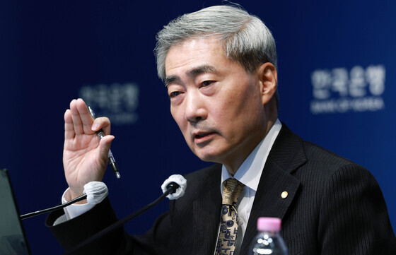 반도체 세수 활용 논쟁 속…한은 총재가 던진 '재정 견제구'