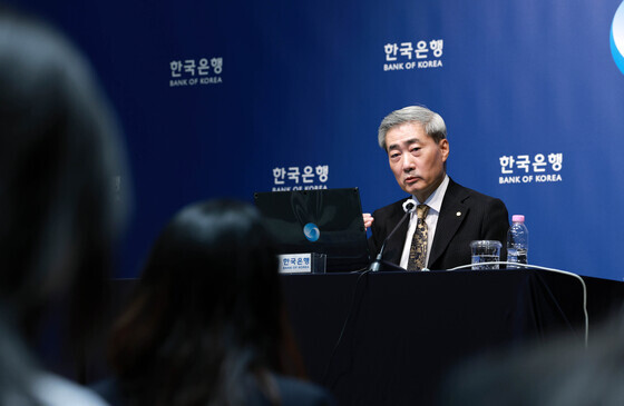 [문답]신현송 "금리 동결, 7·8월 연속인상 결실…긴축 계속 이어갈 필요"