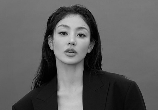 '1인 기획사 설립' 트와이스 지효, 속옷만 입은 파격 프로필 공개 '당당' [N샷]
