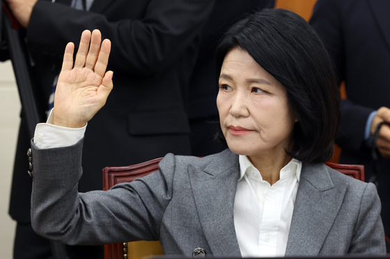 이진숙 "尹 확정판결 전엔 내란 아냐"…與 "그럼 전두환 왜 소환했냐"