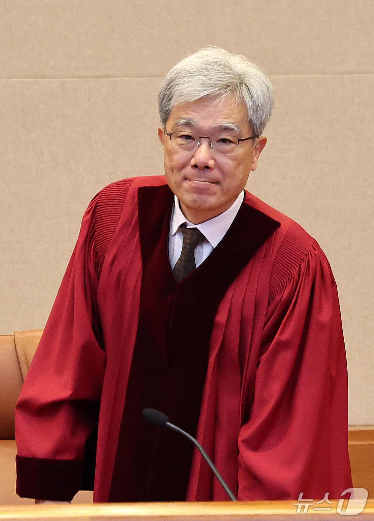 (서울=뉴스1) 박지혜 기자 = 김상환 헌법재판소장이 22일 오후 서울 종로구 헌법재판소 대심판정에서 열린 10월 심판사건 선고에 참석해 자리하고 있다. 2026.10.22/뉴스1 …