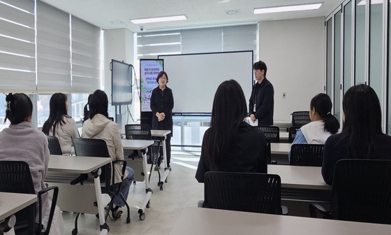 진천군가족센터, 다문화가족 16명 운전면허 취득 지원