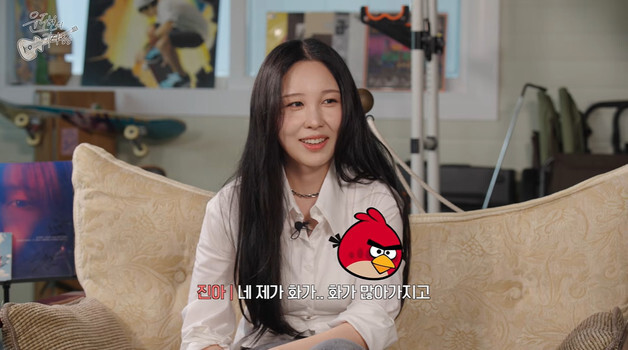 권진아 "진짜 하고 싶은 이야기를, 록 음악으로…화 되게 많다"