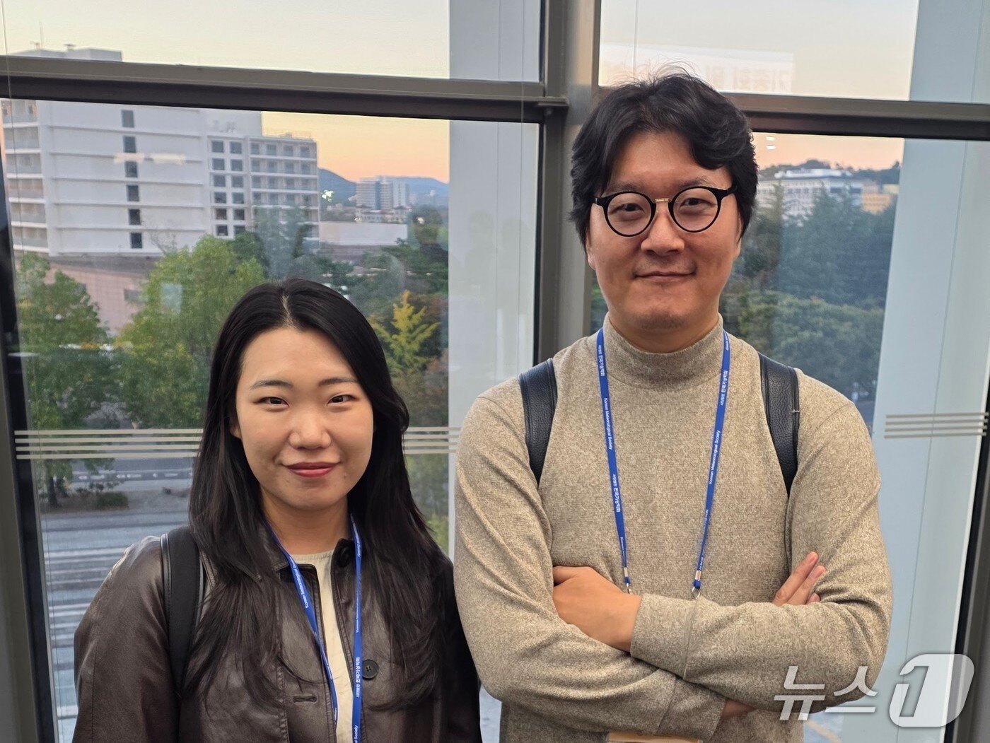 본문 이미지 - 아태기후센터 문수연 박사(왼쪽), KAIST 김형준 교수(KAIST 제공) /뉴스1