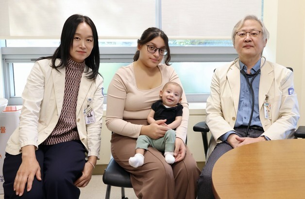 심장수술 받은 생후 두달 아기…첫 외래서 '방긋'