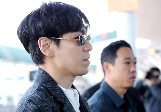 탑, 부드러운 카리스마