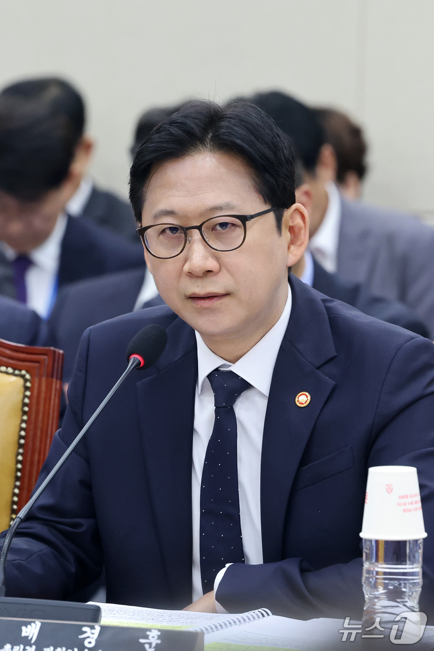 (서울=뉴스1) 황기선 기자 = 배경훈 부총리 겸 과학기술정보통신부 장관이 23일 서울 여의도 국회 과학기술정보방송통신위원회에서 열린 과학기술정보통신부 등에 대한 국정감사 종합감사 …