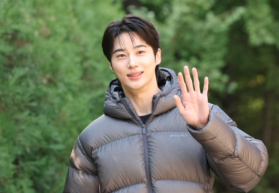 변우석, 10월의 눈부신 청춘