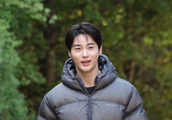 변우석, 성수동에 온기를