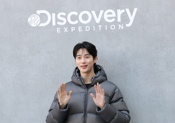 변우석, 사랑스러운 문짝남친