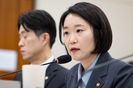 "기보 출연요율 20년째 제자리" 지적에 이소영 장관 "재원 확충 협의"