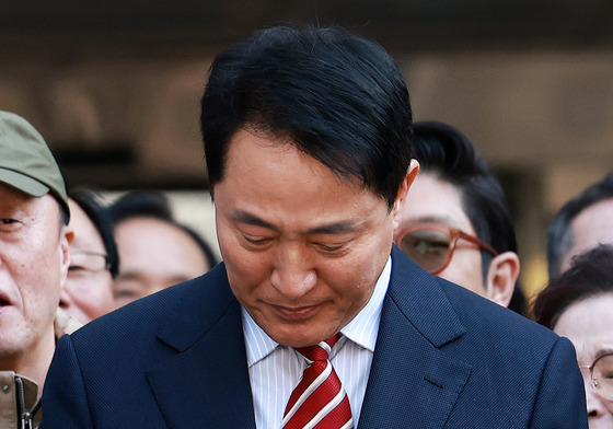 '항소심 무죄' 울먹이는 오세훈 시장