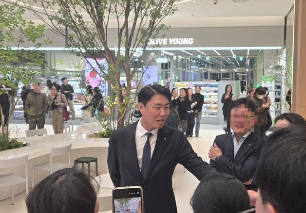 롯데百 정현석 "청량리는 시작"…대구·상암·송도·전주로 쇼핑몰 확대